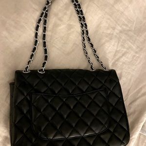 Black shoulder bag